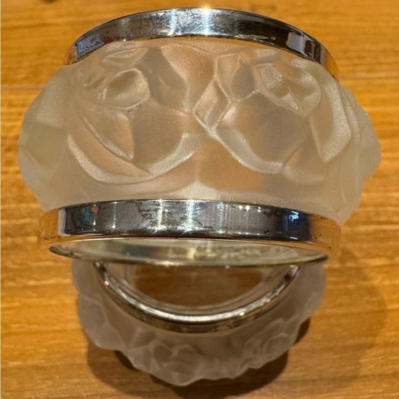 Silver & Crystal Frosted Rose Napkin Rings (4) - New, William Adams 70’s Vintage - Picture 2 of 6